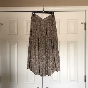 American Eagle Skirt - tags on/never worn
